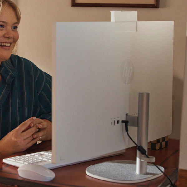 HP Desktop PC with 27" screen (All-in-One PC 27-cr0017na) 846M4EA Desktop Computing Tech HP TechMeOut.ie