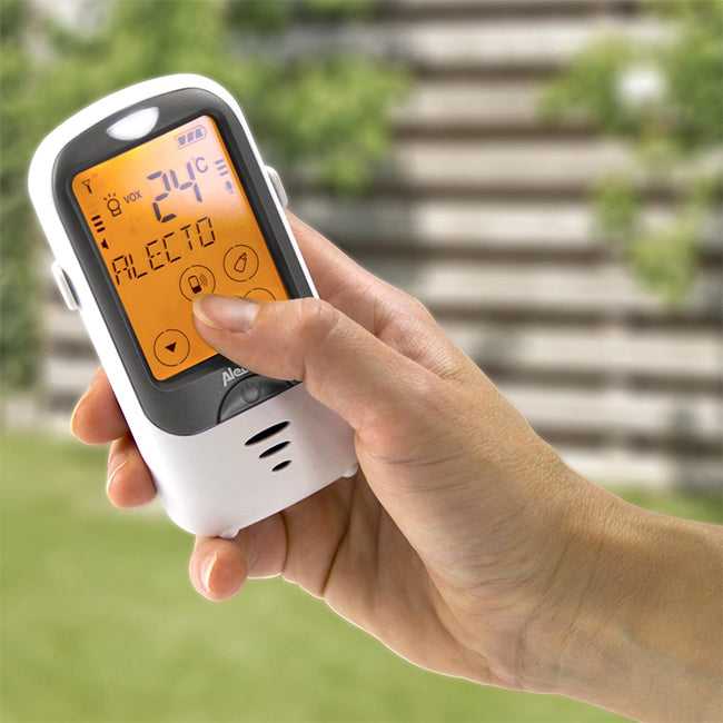 Alecto DBX-68 Long Range Outdoor Baby Monitor | White/Anthracite (A003454) A003454      Baby Monitor Baby Tech Alecto TechMeOut.ie